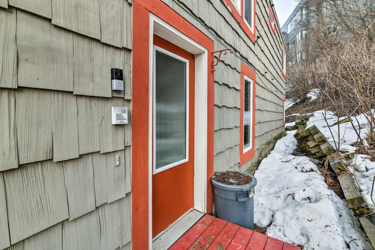 Central Anchorage Condo, Walk To Town And Coast! Exterior photo