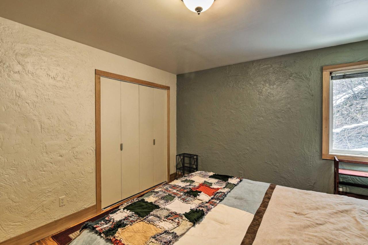 Central Anchorage Condo, Walk To Town And Coast! Exterior photo